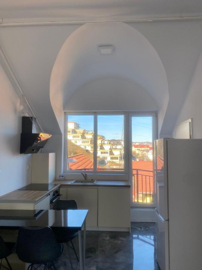 Andrew Apartaments Клуж-Напока Экстерьер фото