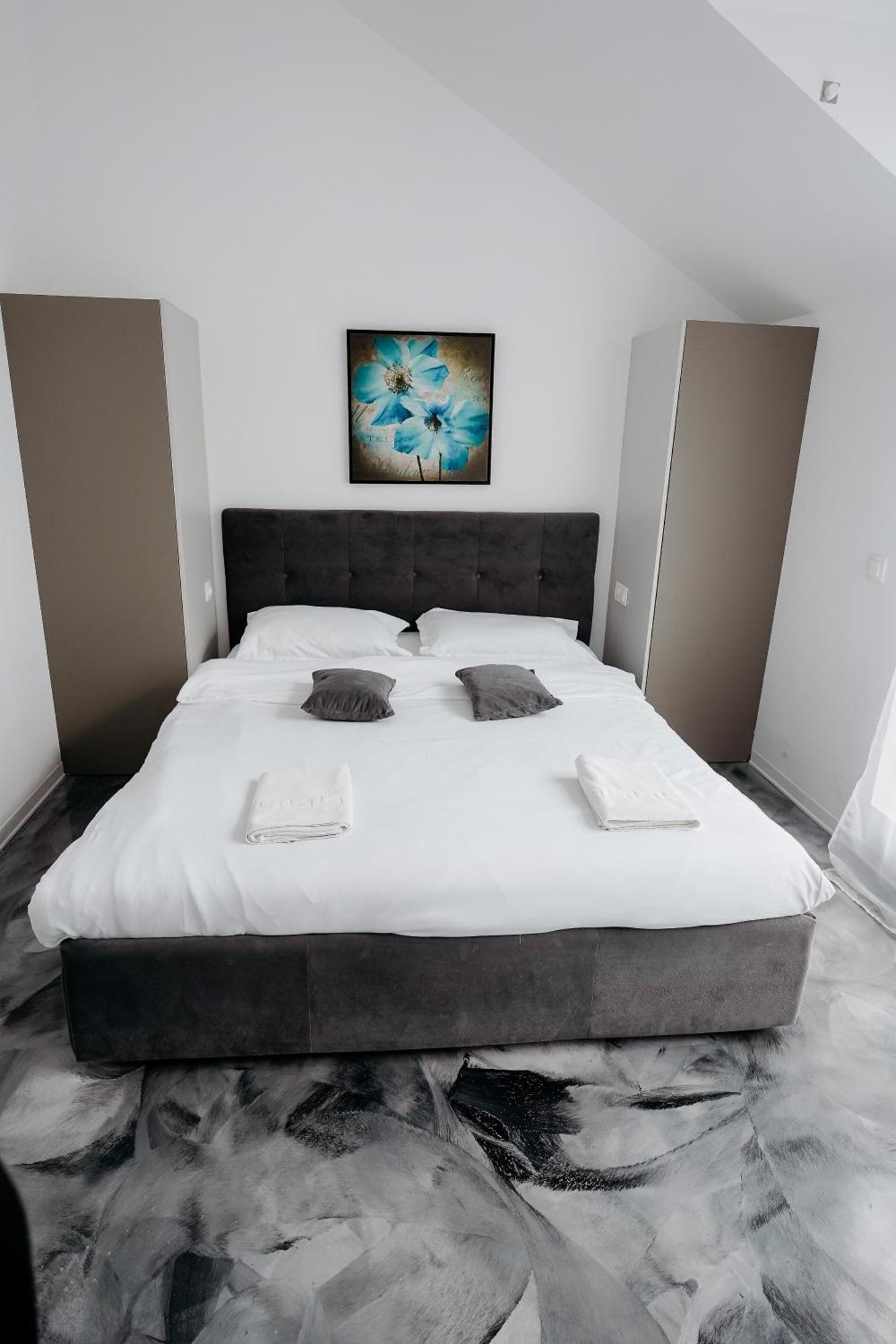 Andrew Apartaments Клуж-Напока Экстерьер фото